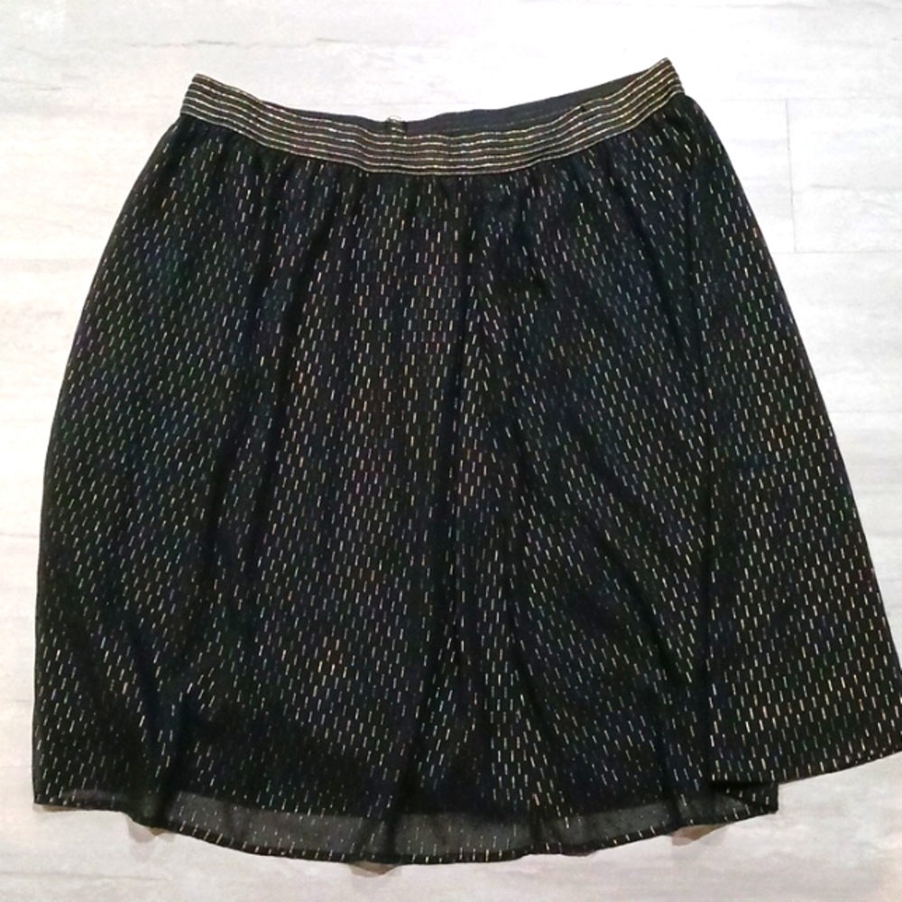 Women's Cato Plus Size Skirt Beautiful Sparkly Print  Skirt. Size 18/20.